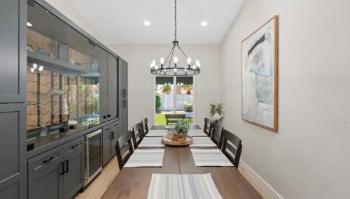 Modern Escape with Pool Ping Pong & Putting Green - Foto 4