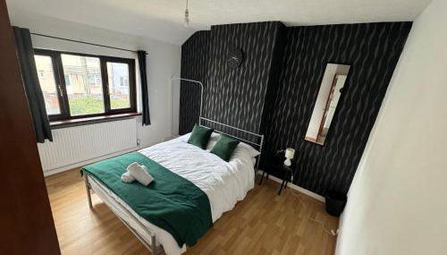 Cosy 4 Bedroom Birmingham - Foto 1