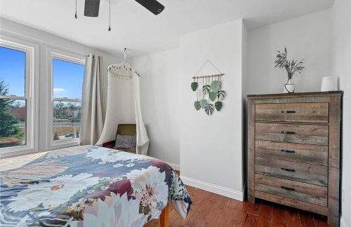 Cozy escape with Hot Tub, ideal for family & friends - Photo 61