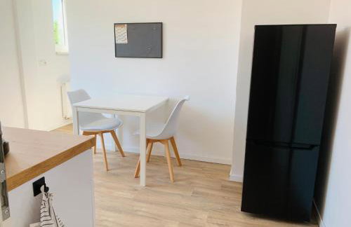 FEDDERSEN LIVING Kernsanierte Ferienwohnungen - Gemütlich - Netflix - Voll ausgestattet - zentral - Foto 38