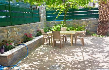 Home In Epanomi - Photo 5