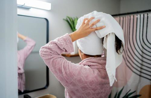 The Orange Lounge - 8 min to KU & Mass - Photo 20