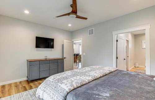 Rock Hall Retreat with Balcony Near Park and Marina! - Foto 11