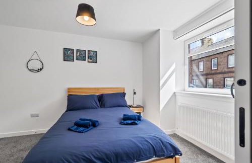 Prime Central Living 5-Bedroom 3-Bath Spacious House - Photo 32