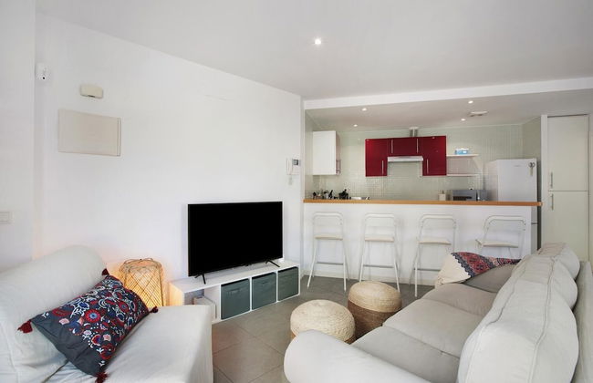 Beautiful Duplex Facing The Beach - Photo 12