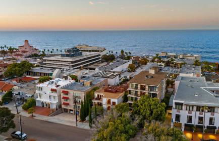 Grand Retreat Rooftop Bliss and Ocean Views - Foto 30