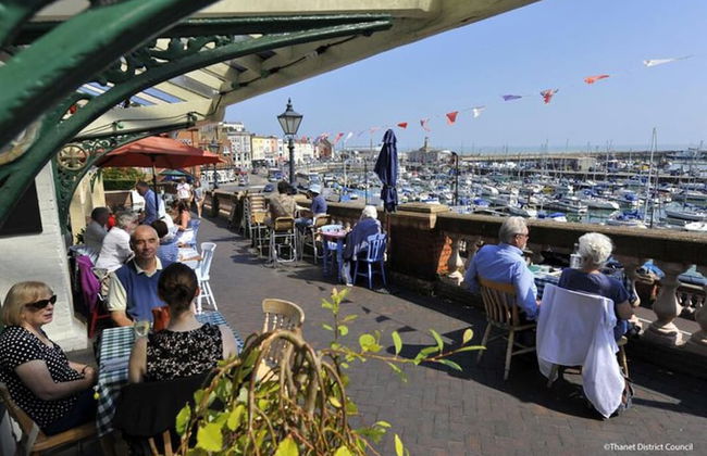 Cosy Seaside House 2min 5 Sandy Beach's 2 Dbl Beds - Photo 22