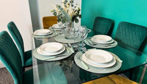 Hambledon House 4BR Entire Home - Foto 5