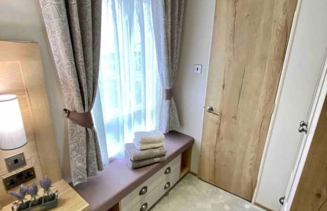 Stunning 2-bed Holiday Lodge Nr Padstow - Photo 4