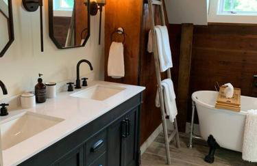 1878 Victorian Farm House near Asheville - Foto 46