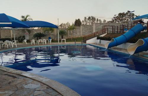 Maravilhoso Apto de 2 Quartos - Lagoa Quente 307 D - Foto 38