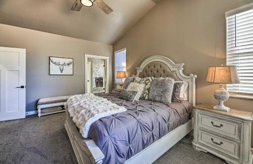 Hot Tub & Ponderosa Views! Luxe Cabin in Lakeside - Foto 13