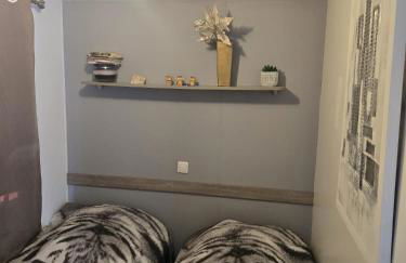 Charmant Mobil home avec piscine privative - Foto 9