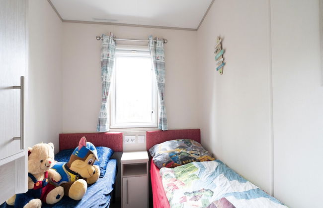 Chalet in Renesse Near Sandy Beaches - Photo 28