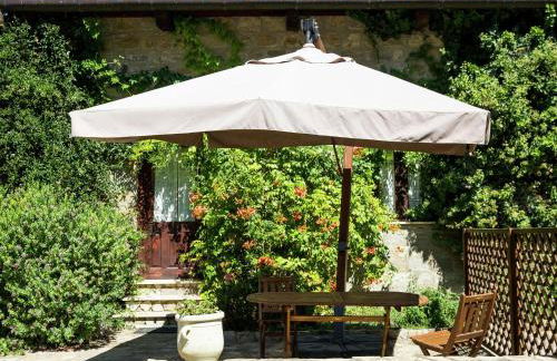 Chic Farmhouse with Sauna, Whirlpool, Patio, Hot Tub, Garden - Foto 42