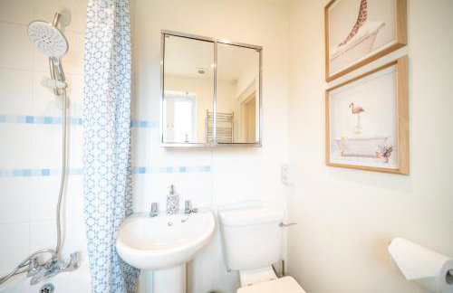 Cotswolds, Beautiful 5 bed 3 bath house, lovely garden, free parking - Foto 46