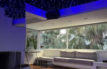 Luxury Villa with Pool, BBQ & Garden in Vouliagmeni - Foto 10