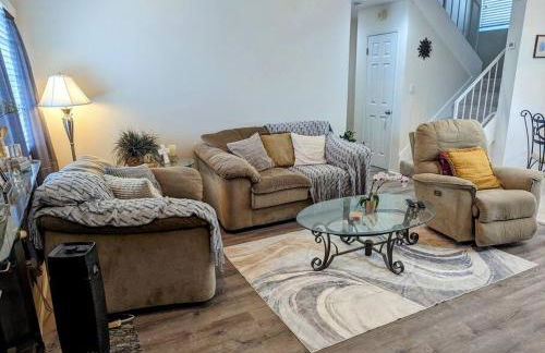 5 Minutes to South Bay Beaches! Private 2 bedroom 2 bath 2 level home with patio Excellent value! - Foto 73