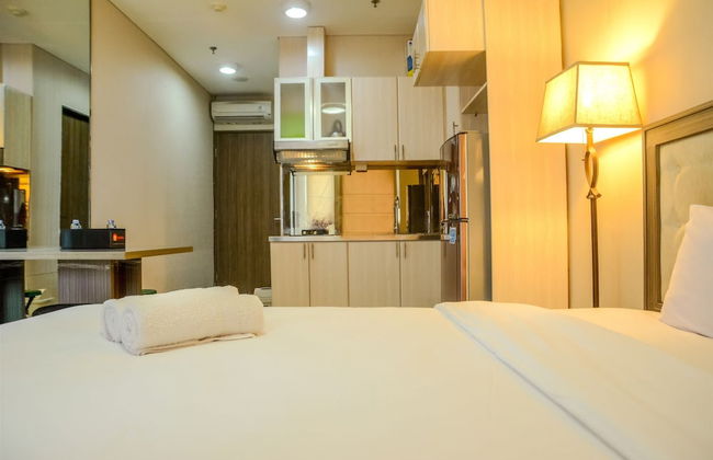 Prime Location Studio Apartment at Elpis Residence near Ancol - Foto 11
