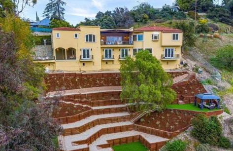 Mansion in the hills near Universal Studios! - Foto 1