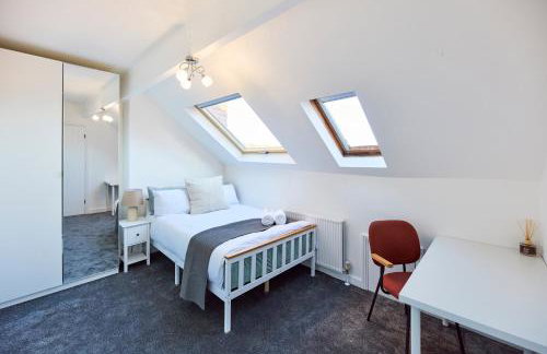 Aura - Elegant Retreat in Prime Leeds Location! - Foto 62