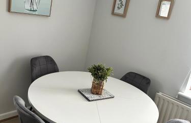 Stoops Hall - 2 bed first floor apartment - Photo 5