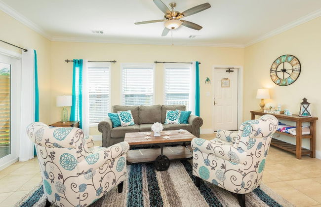 1 Beautiful 4 Bed 3 Bath Pool Home w Free Dock - Foto 6