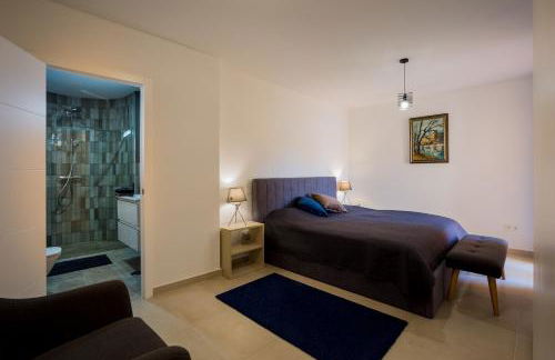 Ocean Breeze - Photo 12