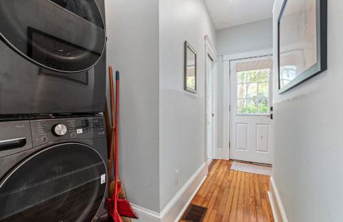 Historic Comfort l Walk to DNTN l Fire Pit - Foto 23