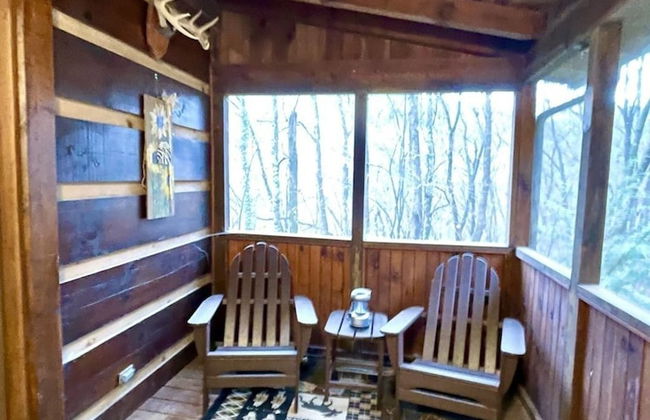 Leave the stress behind!- private hot tub, pet and motorcycle friendly, let peace and nature surround you! 2 Bedroom Home by RedAwning - Foto 20