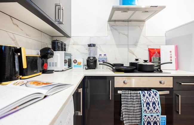 Stylish Block Of Apartments By AV Stays Croydon - Photo 17