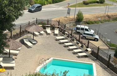 Trilocale con piscina - Foto 11