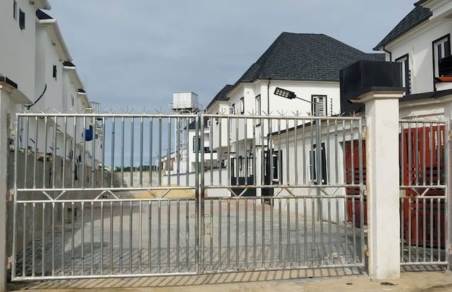 4 Bedroom Luxury Entire Apartment With Wifi - Foto 20