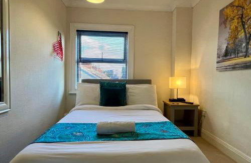 Bedford Contractor Base Sleeps 3 Secure Van Parking Fast WiFi - Foto 18