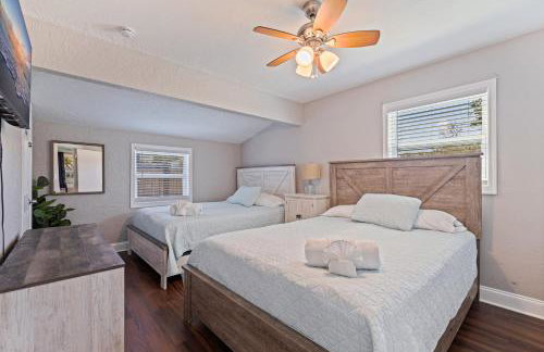 Stylish St Pete Vacation Home w/ Private Pool! - Photo 17