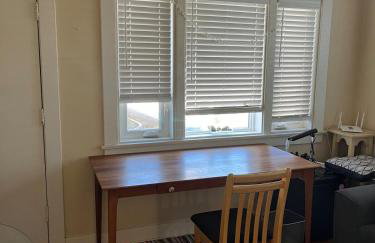 Cozy One Bedroom Apartment - Photo 18