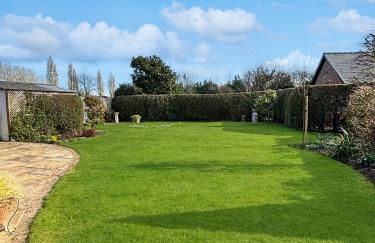 Amaya Nine Sleeps 7 Large 4 bed house - Bottesford - Foto 23