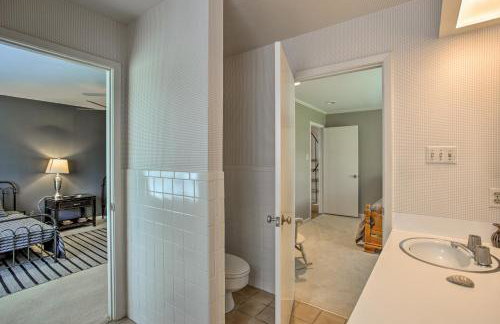 Pet-Friendly Lake Athens Home with Fireplace! - Foto 17