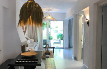 Ανεμπόδιστη Θέα με Κήπο και Πισίνα - Foto 1