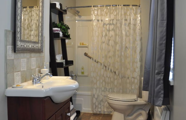 Moncton Suites - 267 Universite Ave - Foto 30