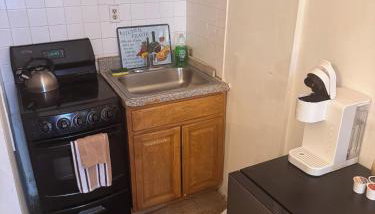 Kitchenette - Photo 5, stove