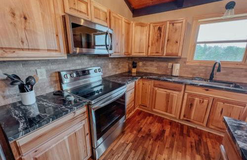 The Lodge at Hocking Hills - 2 Hot Tubs - 6 acres - Lake access - Photo 60