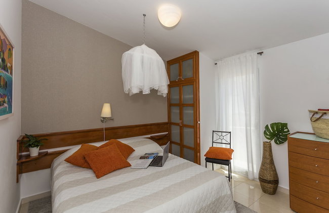 Holiday home Lola, sea on a palm! HEATED POOL - Photo 5