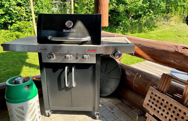 Fjordhygge, Cozy Log Retreat Near Sea & Forest - Sauna & Outdoor Living - Foto 47