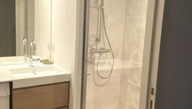 Cancoon - location appartement de vacances Cancale - Foto 4, Shower