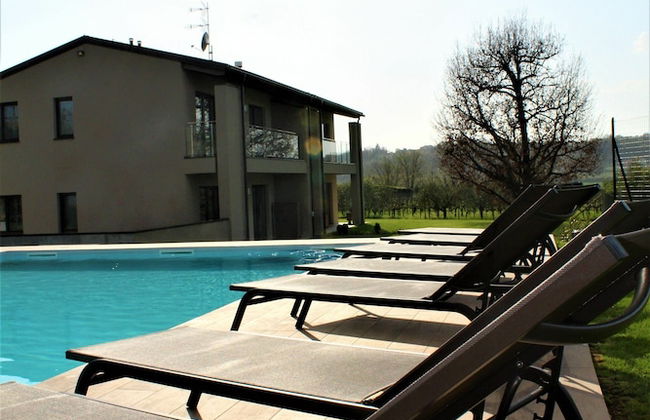 Apartment in Iseo With Swimming Pool - Photo 21