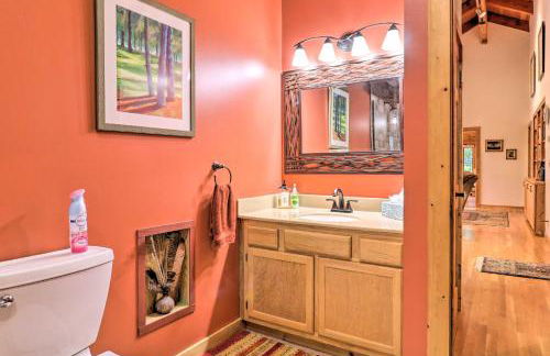 Cold Mountain Reflections Cabin with Game Room! - Foto 16