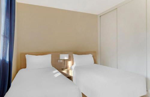 Los Amigos Beach Club - Photo 22