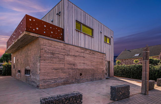 Vintage Holiday Home in Visé Richelle near City Center - Photo 1