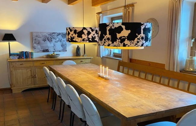 Spacious Villa near Lake in Goldegg - Photo 5